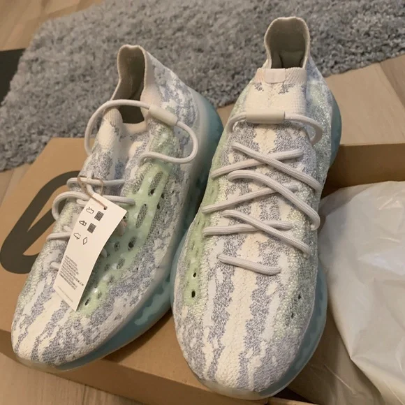 👽Yeezy Boost 380 Alien Blue Sneakers